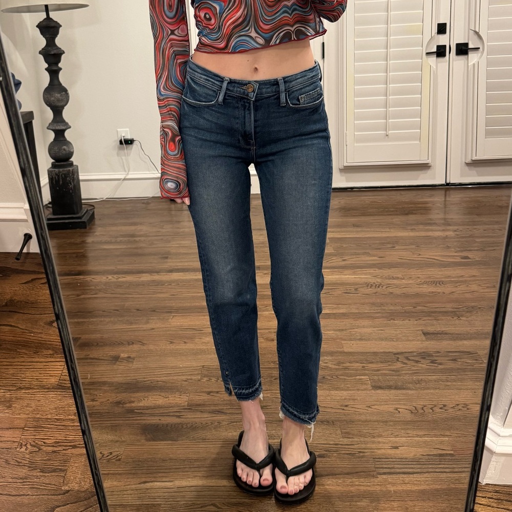 Frame Straight Leg Jean